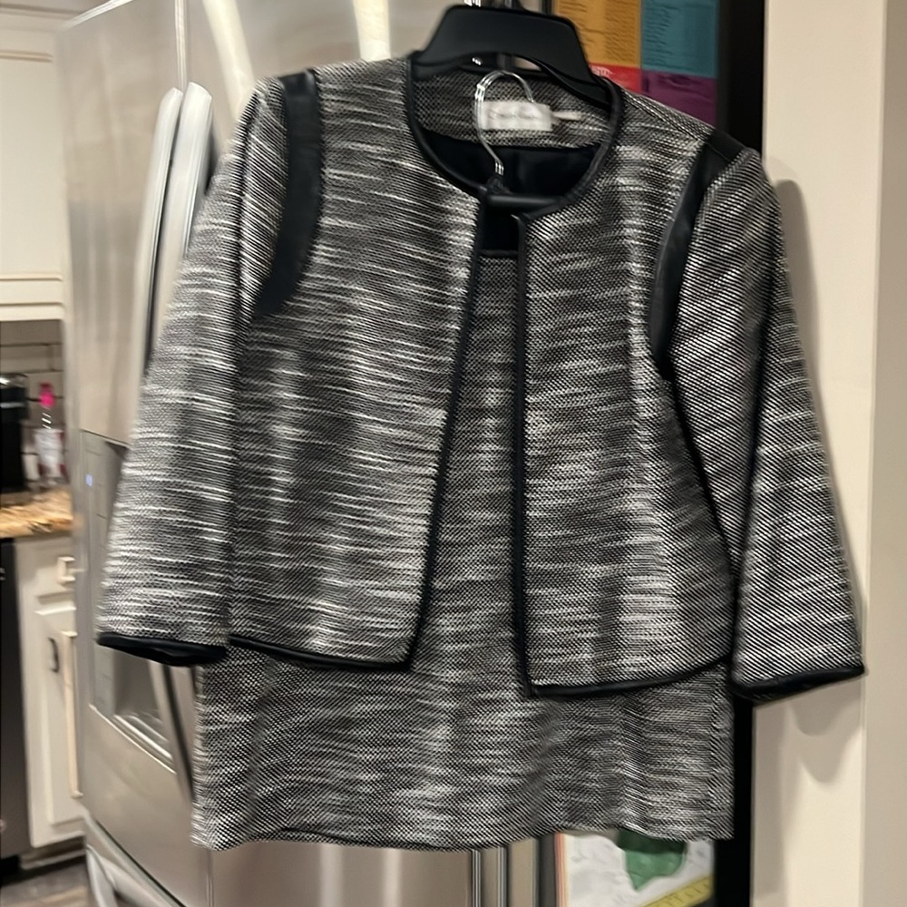 Calvin Klein 2 piece suit